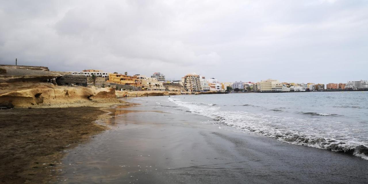 Sunny Apt With Terrace Coastal Area South Arona アロナ エクステリア 写真