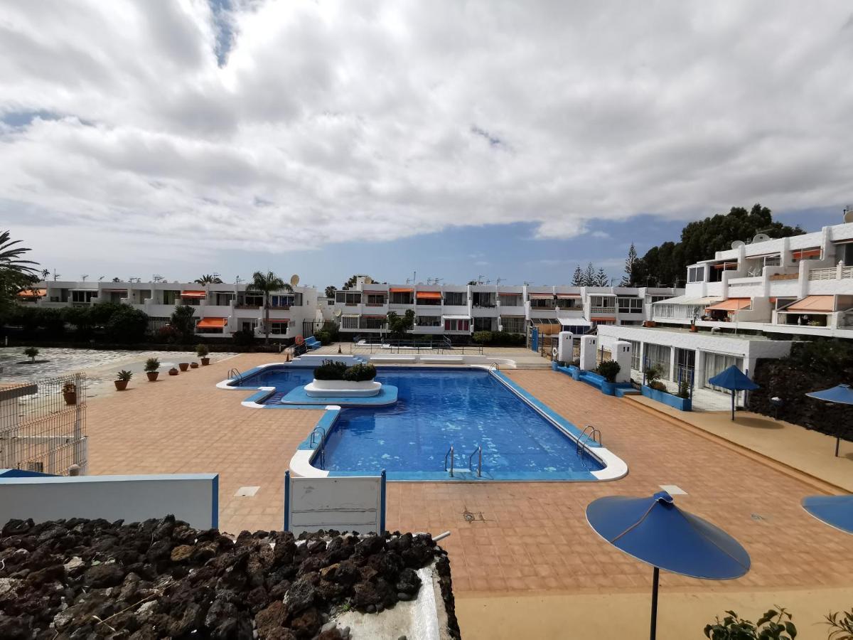 Sunny Apt With Terrace Coastal Area South Arona アロナ エクステリア 写真