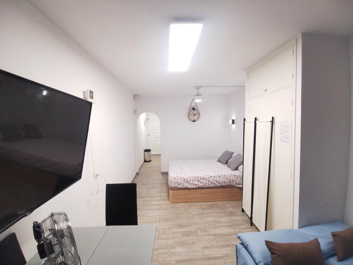 Sunny Apt With Terrace Coastal Area South Arona アロナ エクステリア 写真